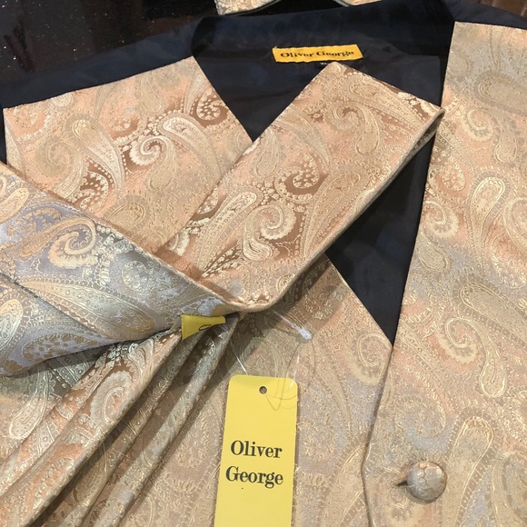 Oliver George Men's 4pc Paisley Design Tuxedo Vest & Ties inGold Floral Jacquard - Picture 4 of 8